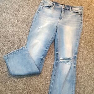 JUDY BLUE Distressed Women's Jeans